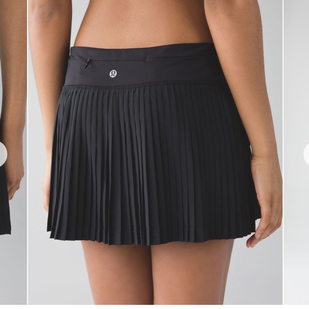 Lululemon pleat to street skirt